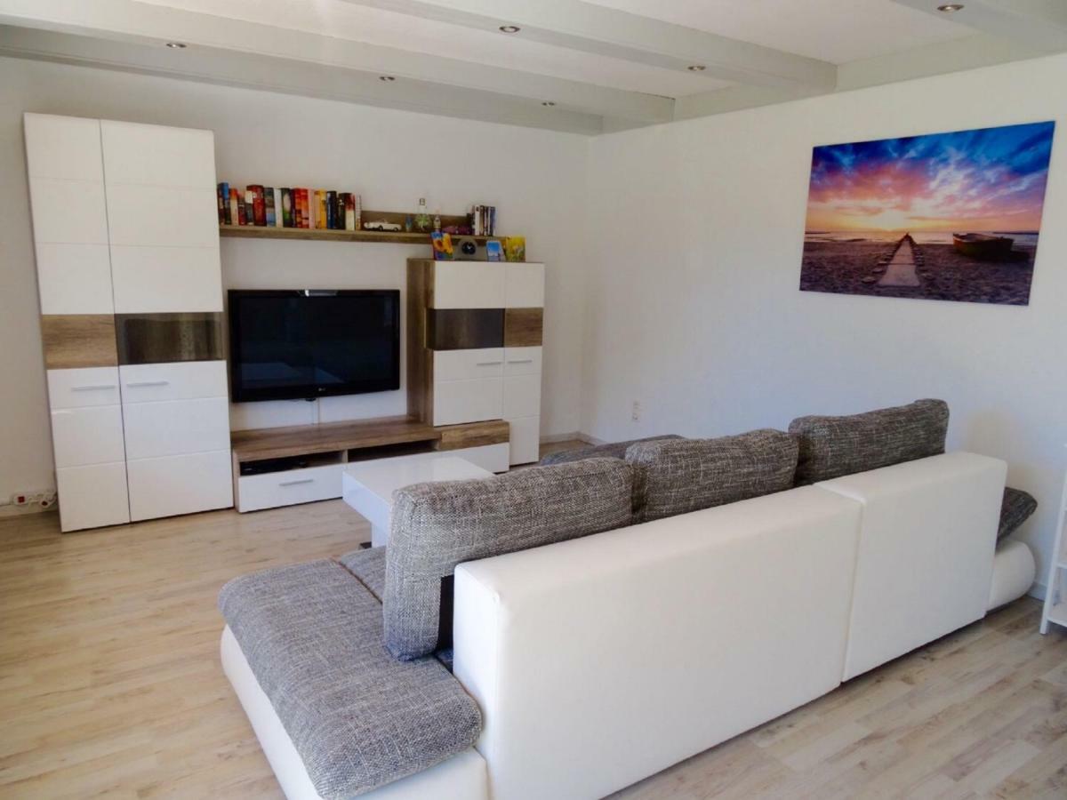 Ferienwohnung Piller 4 Sterne Michelsneukirchen المظهر الخارجي الصورة