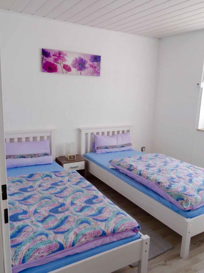Ferienwohnung Piller 4 Sterne Michelsneukirchen المظهر الخارجي الصورة